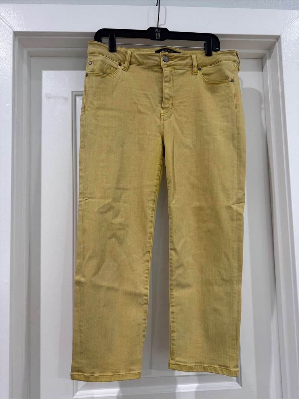 Liverpool Straight-Leg Jeans in Mustard Yellow